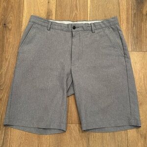 Greg Norman Men’s Shorts Size 34 92% Polyester 8% Spandex